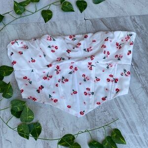 Princess Polly Crop Floral Flower Pattern Tube Top Cherry Girl Aesthetic Uptown